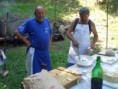 /album/galleria-foto-galleria-fotografica-del-gruppo/domenica-26-6-11-pranzo-alpino-ilario-piccato-e-pierin-garnier-al-lavoro-ore-10-30-jpg/